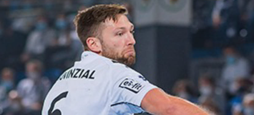 Бундеслига. "Киль" с огромным трудом одолел "Бергиш", прервав четырехматчевую серию без побед, и еще два результата игрового дня