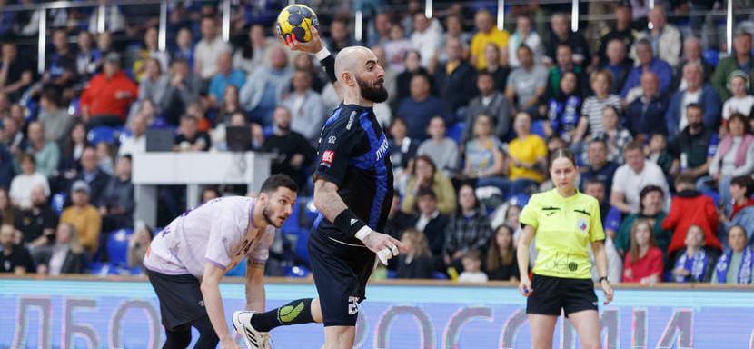 Иван Пасенов: "Когда сорвалось несколько вариантов, я мог остаться в "Викторе". Но в итоге оказался в СКИФе"