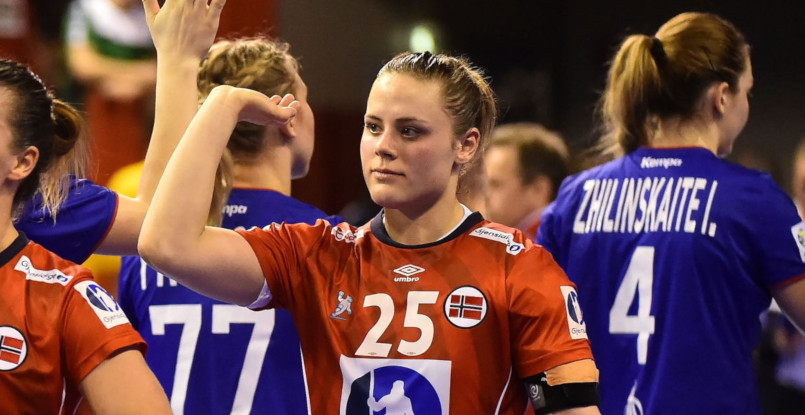 Измученная травмами левая крайняя Тея Мерк завершает спортивную карьеру: "Это очень грустно, но я чувствую, что все закончилось"