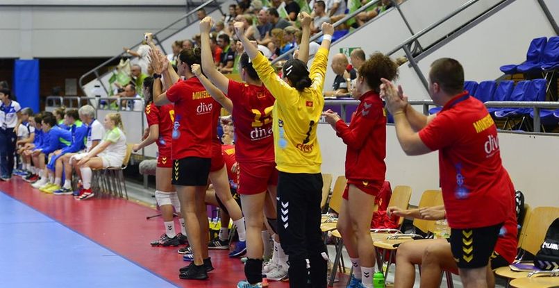 Девушки. ЧЕ-2019. Сборная Черногории в драматичном поединке переиграла команду Словении и заняла 9-е место