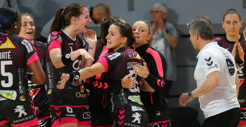 Delo Лига чемпионов. В заключительном матче стартового тура основного раунда лидеры группы II  "Дьер" и "Брест" сыграли вничью 