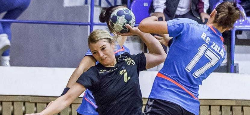 Румыния. 31-летняя левая крайняя Анета Удриштою останется одноклубницей Марии Коновал в "Дунэре"