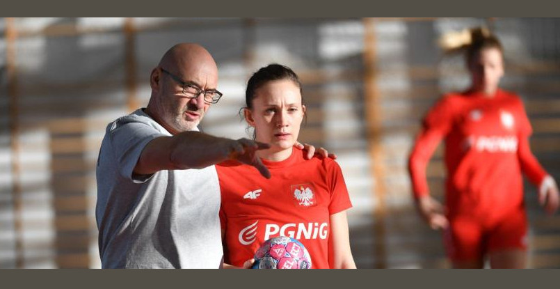 ЧЕ-2018. Дисциплинарная комиссия ЕГФ приняла решение о дисквалификации на один матч игрока сборной Польши Каролины Коханяк