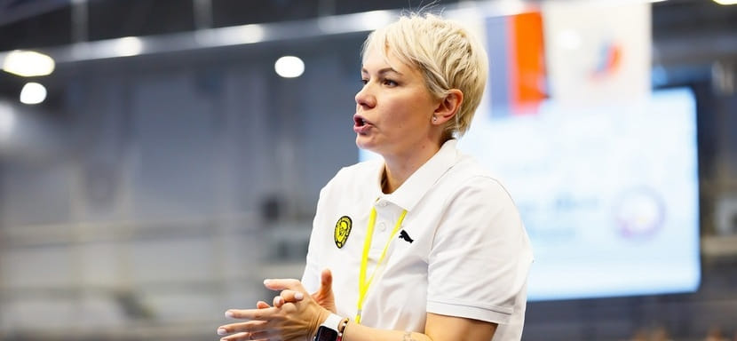 Olimpbet Суперлига. Ирина Дибирова: "По первому впечатлению стабильно выступили голкиперы, а также девчонки в атаке"