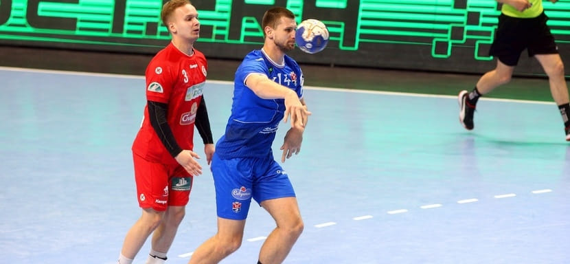 Беларусь. Левый крайний Андрей Юринок стал восьмым игроком БГК, кому удалось добраться до отметки в 800 голов за клуб