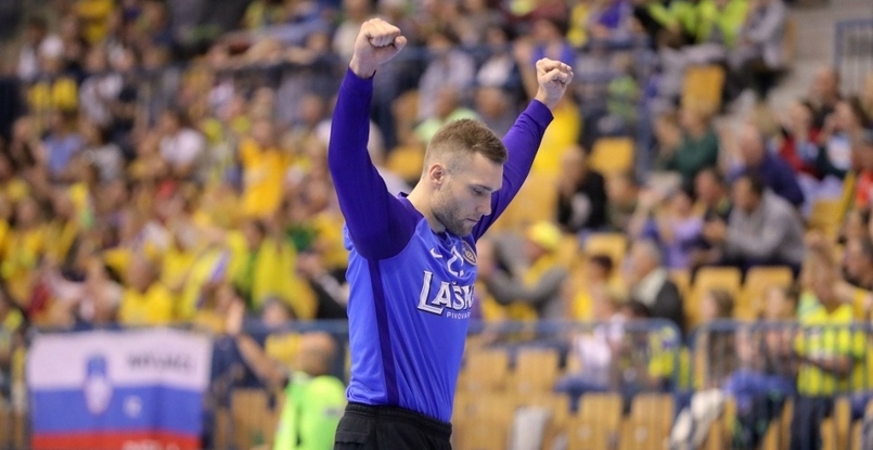 ЧЕ-2020. Сэйв словенца Клемена Ферлина признан лучшим по итогам матчей, состоявшихся в воскресенье (ВИДЕО)