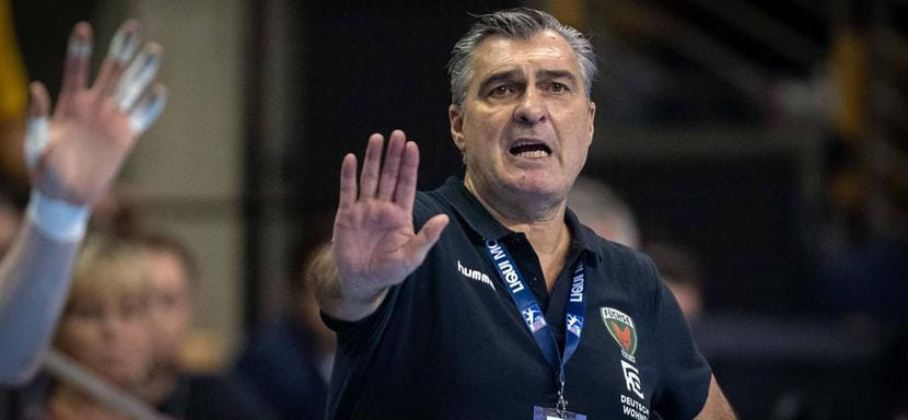 ЧМ-2021. Михаэль Рот: "Слабый подход египтян к проблеме коронавируса удивил меня. С трудом представляю, чтобы никто не заразился за три недели"