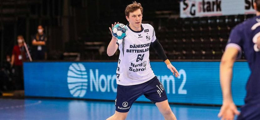 Бундеслига. Левый полусредний "Фленсбурга" и сборной Дании Лассе Меллер выбыл на длительный срок из-за травмы колена