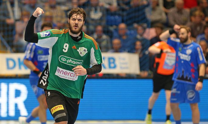 Бундеслига. Полусредний "Ганновера" Майт Патрайл получил травму в игре с "Мельзунгеном"