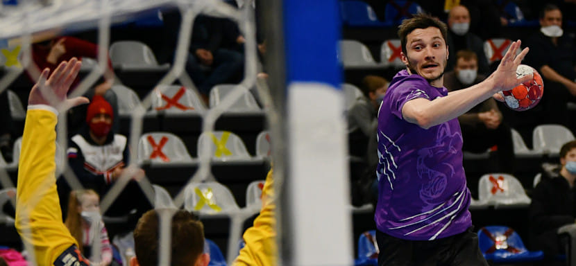 Европейская лига. После матча. Дмитрий Корнев: "Сами себя удивили, сыграв с двумя линейными"