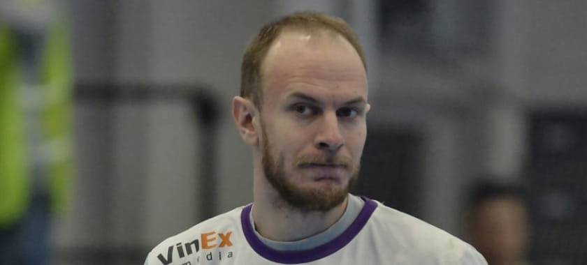 Olimpbet Суперлига. Белорусский разыгрывающий Артём Кулак продлил контракт с "Чеховскими медведями" до 2024 года