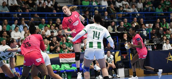 Лига чемпионов. В ответных матчах плей-офф "Брест" Масловой сыграет дома с "Фради", "Криму" Дмитриевой нужно отыграть в Бухаресте 6 мячей