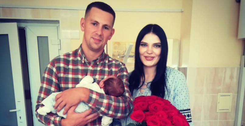 В семьях линейного "Кронона" Олега Тарасевича и полусреднего СКА Дмитрия Камышика сыновья родились в один день