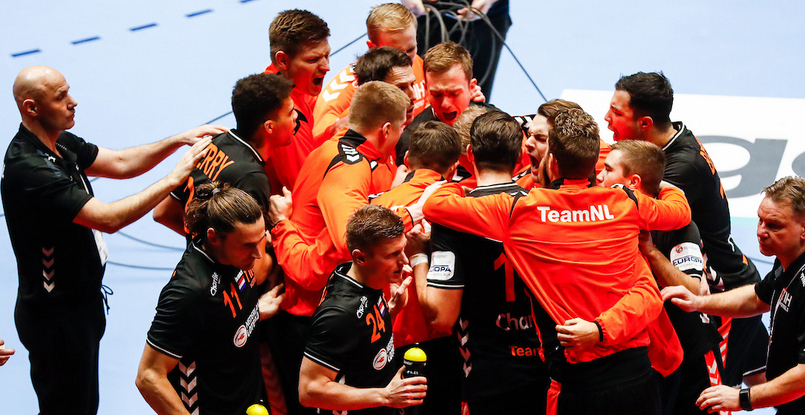 ЧЕ-2020. Сборная Нидерландов одержала уверенную победу над командой Латвии