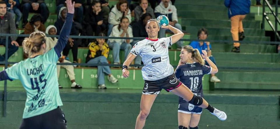 Франция. "Брест" Валерии Масловой победил "Сен-Мор" с разницей в 10 мячей, выиграв стартовый отрезок второго тайма со счётом 10:0