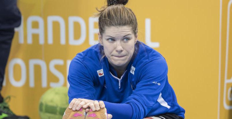 Венгрия. Травмированная Кари Гримсбо: "Могу делать все больше и больше упражнений без болевых ощущений"