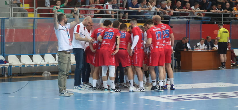 Кубок ЕГФ. Сегодня "Войводина" белоруса Бориса Пуховского сыграет первый финальный матч против норвежского "Нербё"