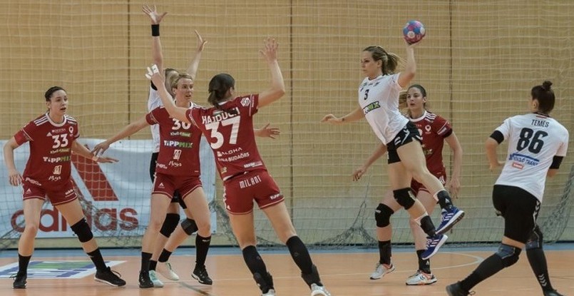 Венгрия. Голы Ольги Горшениной и Яны Жилинскайте помогли "Альбе" обыграть "Мойру-Будаерш" и еще два результата