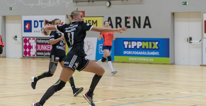 Венгрия. "Вац" и "Мошонмадьеровар" добились побед в матчах тринадцатого тура