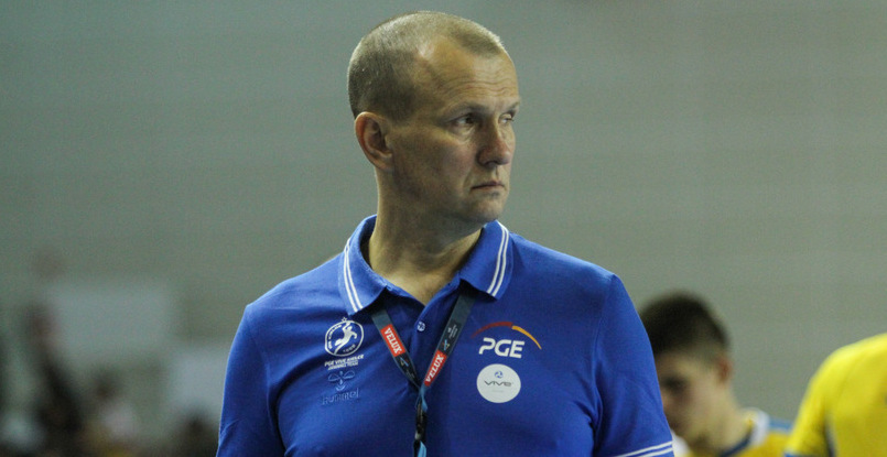 Два польских специалиста претендуют на пост рулевого женской сборной после отставки Лешека Кровицкого