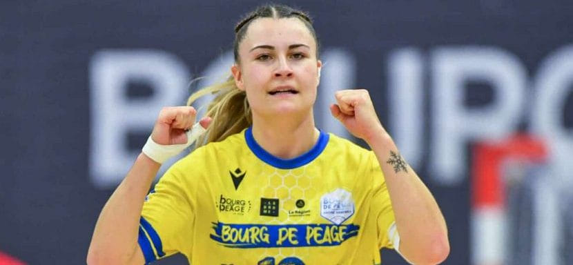 Франция. Разыгрывающая Люси Моденель, выступавшая за обанкротившийся "Бур-де-Пеж", стала игроком "Шамбре"