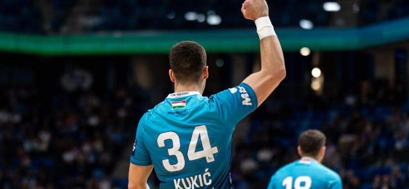 Венгерский "Пик" Глеба Калараша одолел польский "Кельце" Артёма Королька в домашнем матче плей-офф мужской Лиги чемпионов