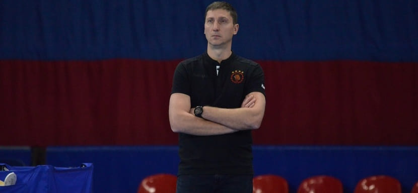 Olimpbet Суперлига. Виталий Иванов: "Пермские медведи" — сильная команда, но неровная. Недооценивать их точно нельзя"