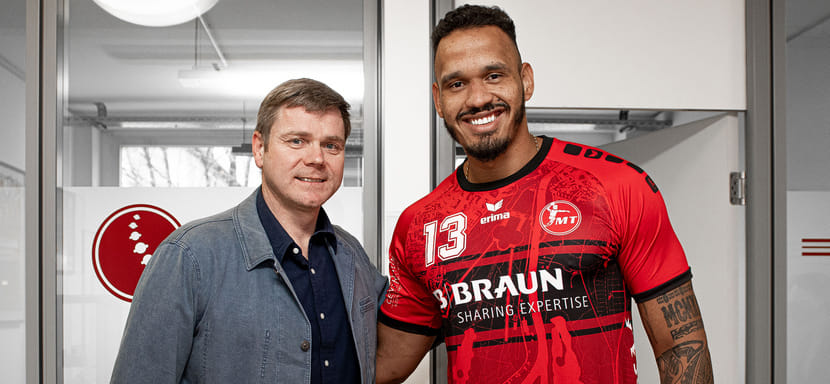 Бундеслига. Официально. Бразильский линейный Рожерио Мораэс стал одноклубником россиянина Глеба Калараша в "Мельзунгене"