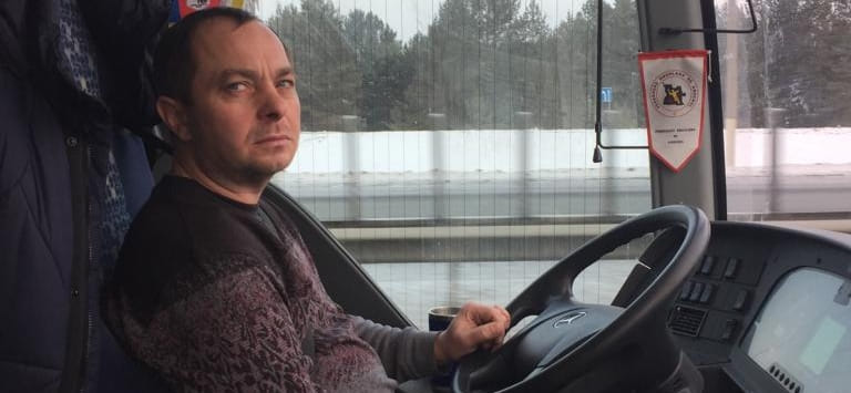 "Чужих в наш автобус больше не сажаем". Байки от водителя тольяттинской "Лады" Андрея Голованова