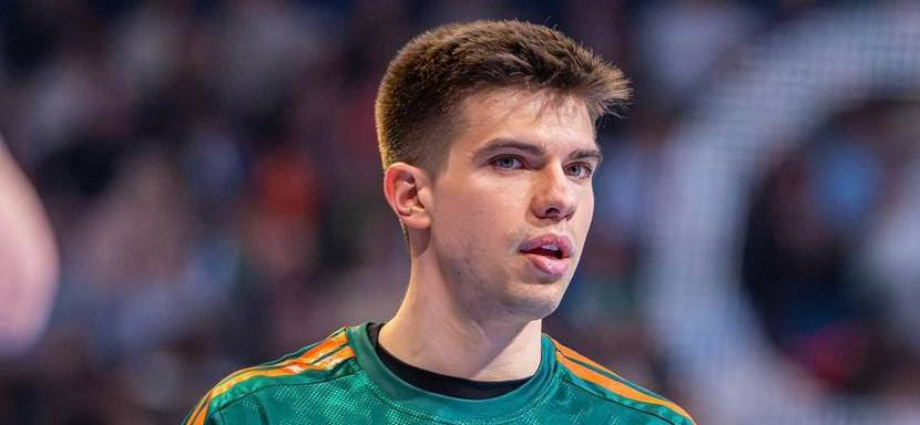 Трансферный слух: полусредний сборной Германии Ренарс Ущинс может продолжить карьеру в "Пари Сен-Жермен"