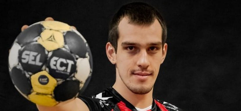 Балканы. Левый полусредний из России Рашит Каюмов стал игроком боснийской "Слоги"