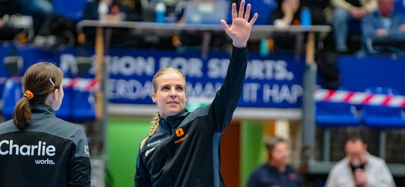 Женская бундеслига. 32-летняя линейная "Битигхайма" Даник Снелдер пропустит старт сезона из-за операции на колене