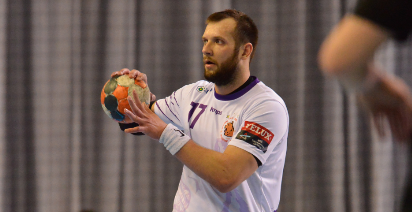 Кубок России. Финал. "Чеховские Медведи" впереди "Спартака" после первого тайма