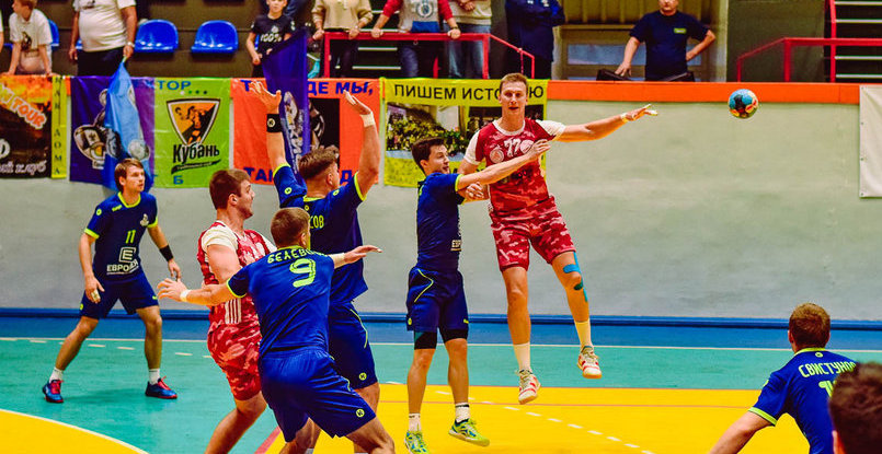 Суперлига Париматч. Краснодарский СКИФ и "Таганрог"-ЮФУ сыграли вничью. Челябинское "Динамо" и "Виктор" добились побед
