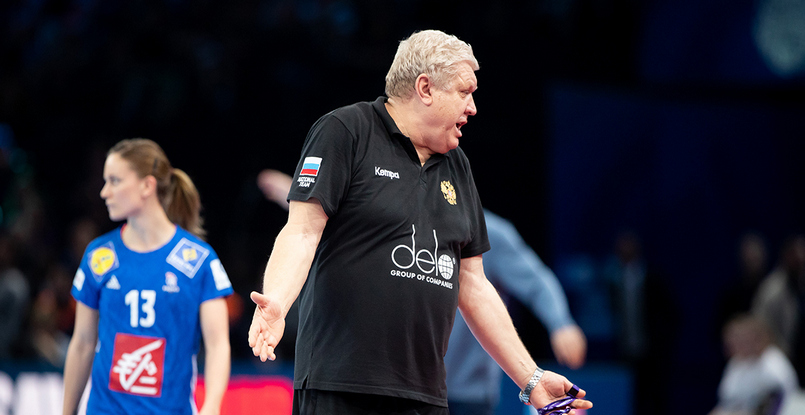 ЧЕ-2018. Главком сборной России Евгений Трефилов о матче с француженками: "Мозгов нам не хватило! Тебя цепляют — так отыграйся" 