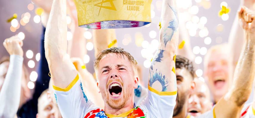 Левый полусредний Михаэль Дамгорд покинул "Магдебург" и вернулся в Данию, где пополнил состав новичка элитного дивизиона ХЁЙ