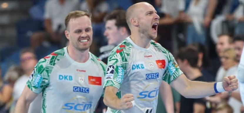 8 голов Сергея Марка Косоротова не уберегли "Вислу" от минимального гостевого поражения в матче Лиги чемпионов с "Магдебургом"