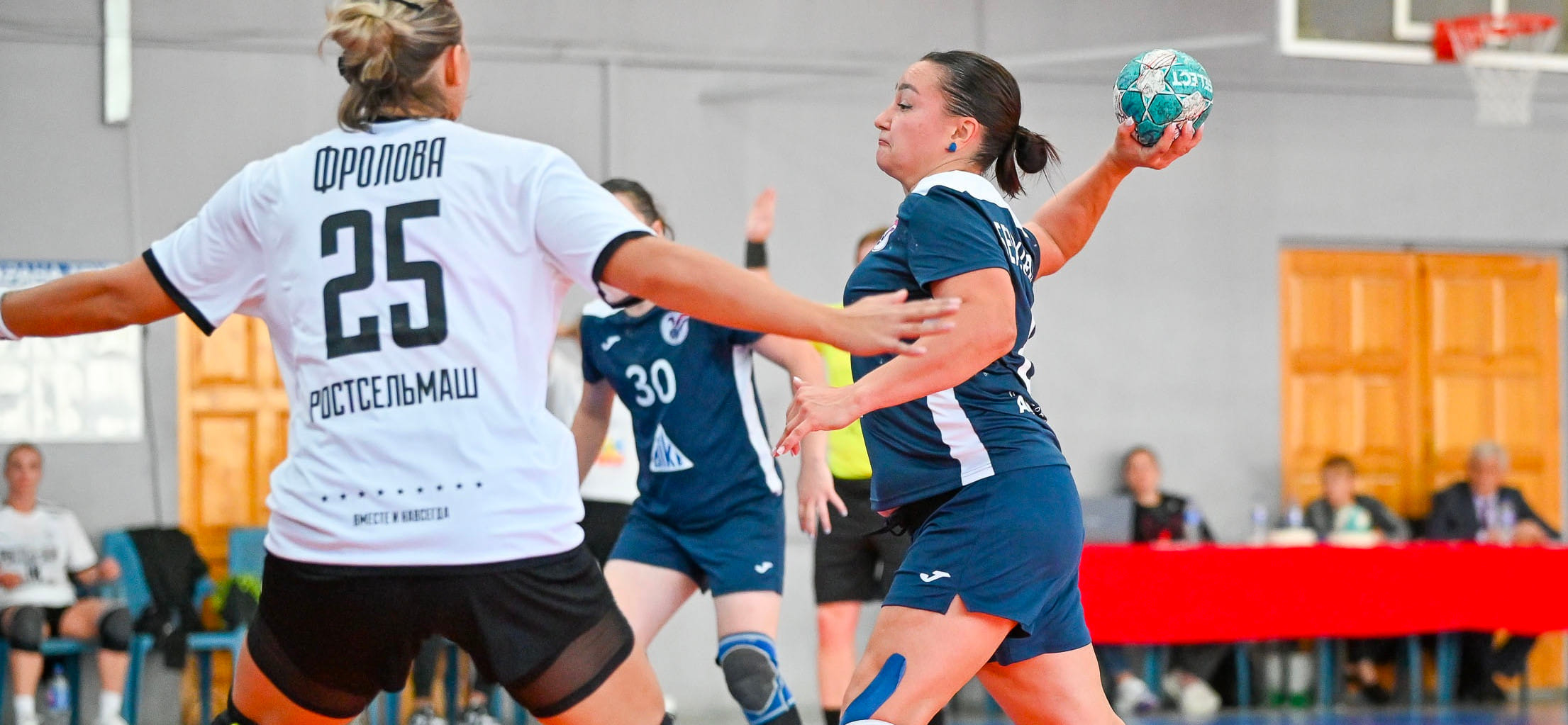 Olimpbet Суперлига. "Ростов-Дон" против Бересневой в Ижевске, ЦСКА в долине яблок в Майкопе