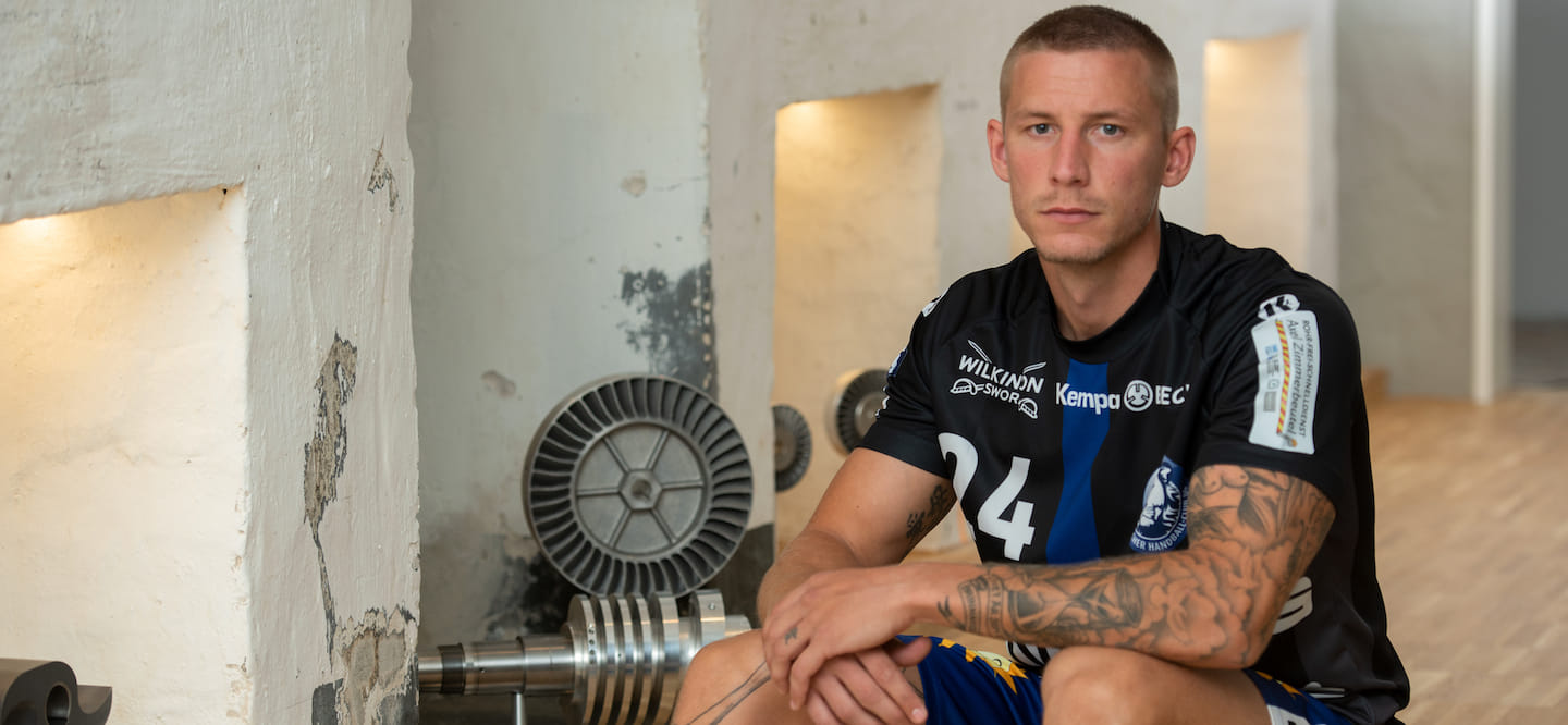 Трансферный слух. "Эльстюкке", стремящийся в высший дивизион Дании, уже договорился с Хансом Линдбергом и двумя шведами из бундеслиги