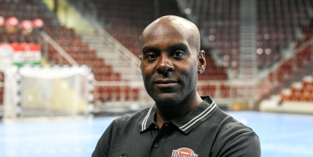 Лига чемпионов. Давид Давис: "Наши болельщики поддерживали нас со стартовых минут — думаю, их доверие вернулось к "Веспрему"