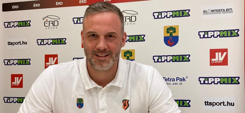 Венгрия. Роланд Хорват продолжит работу с "Эрдом", который возглавляет второй сезон