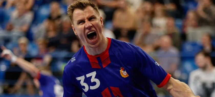 Правый крайний ЦСКА Даниил Шишкарёв — лучший гандболист сезона-2024/25 по версии Федерации гандбола России