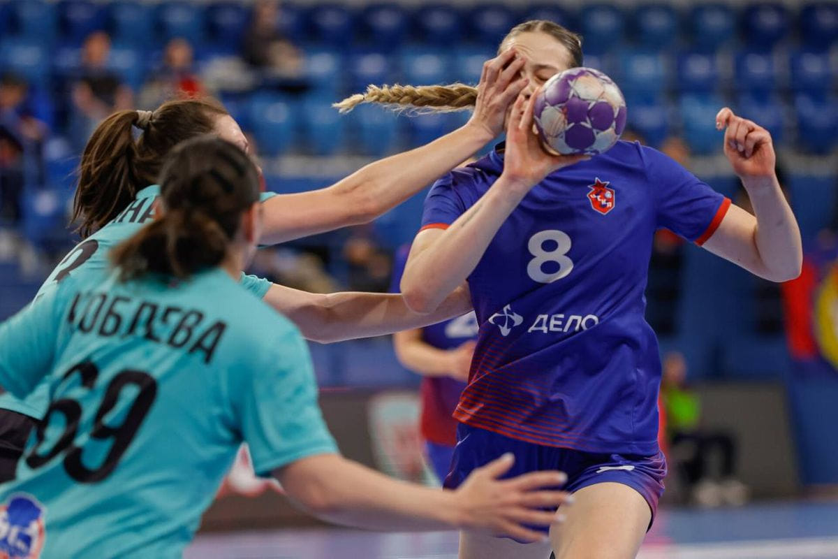 Top 10 photos from the sixth round of the Women's Super League
