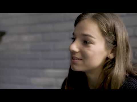 Обзор матчей шестого тура группового раунда женской Лиги чемпионов 2018/19 с комментариями Артема Шмелькова.