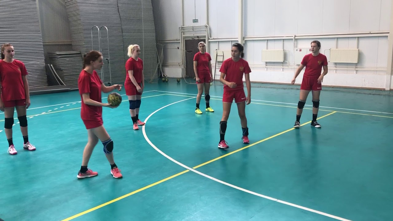 Игровое упражнение девичьей молодежной сборной России (U-17)