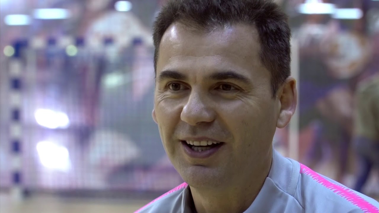 Обзор матчей восьмого тура группового раунда Лиги чемпионов 2018/19 с комментариями Артема Шмелькова.